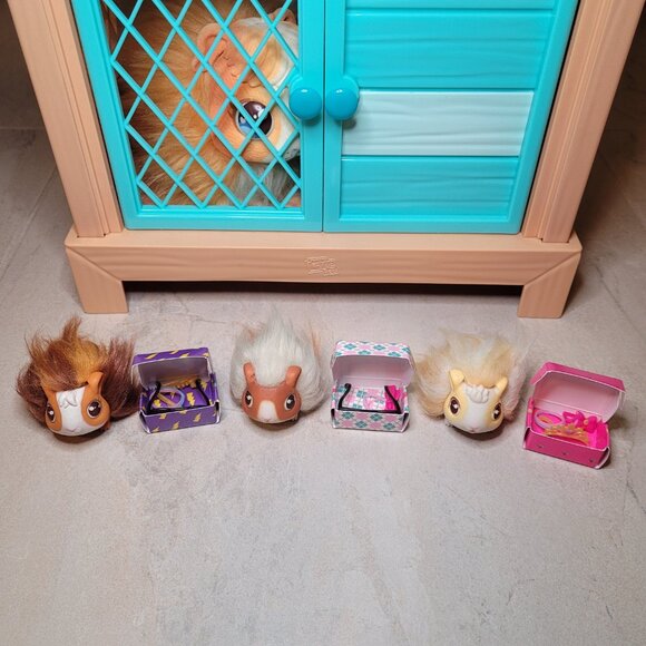 Little Live Pets Mama Surprise Soft Interactive Mama Guinea Pig With 3 Babies - Picture 14 of 14